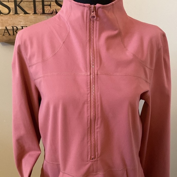 ZYIA 1/2 zip pullover with thumb holes and kangaroo pocket, EUC, deep rose, XL - Picture 2 of 6